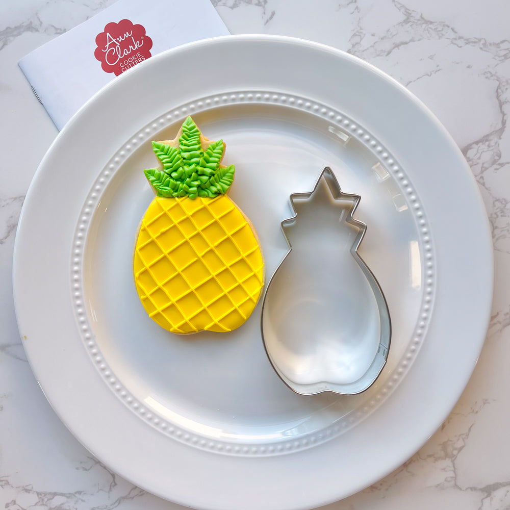 How to Decorate a Pineapple Cookie