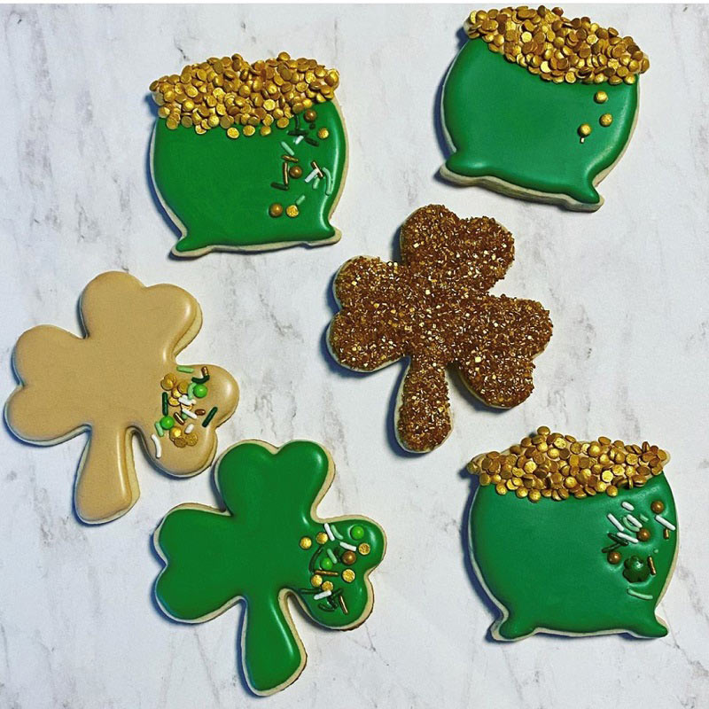 Pot of Gold / Witch's Cauldron Cookie Cutter