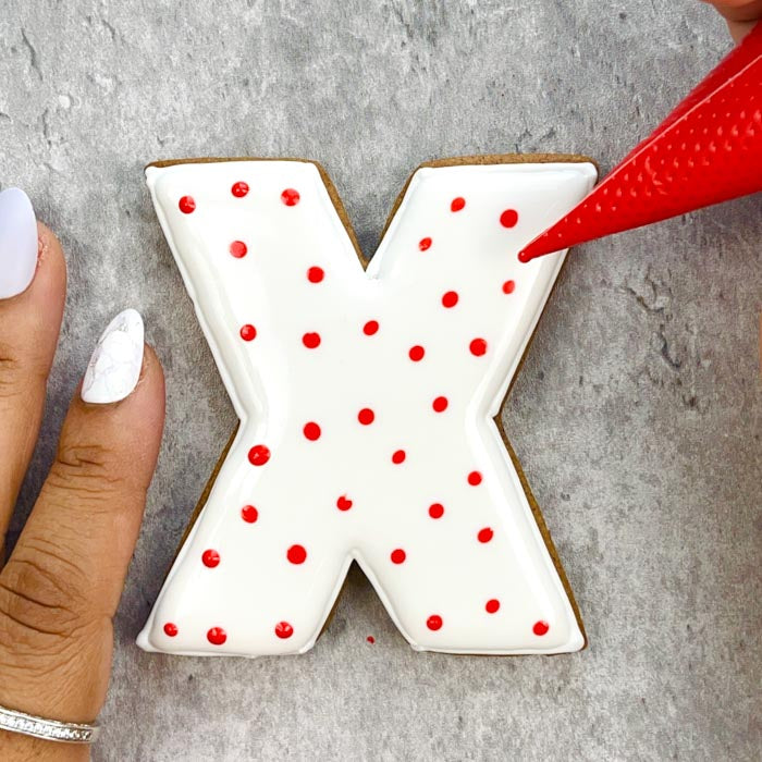 How to Decorate the X Shape for Valentine's Day