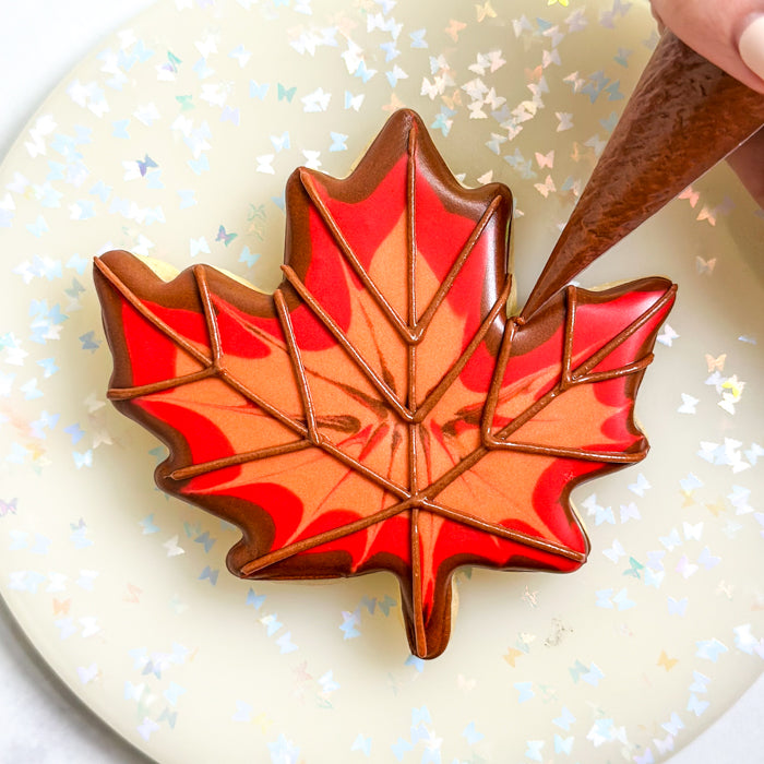 How to Decorate a Maple Leaf Sugar Cookie