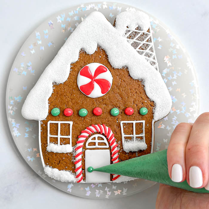 Decorating a Gingerbread House Cookie with Royal Icing | Ann Clark