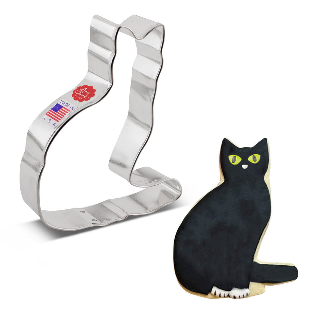 Cat w/ Tail Cookie Cutter