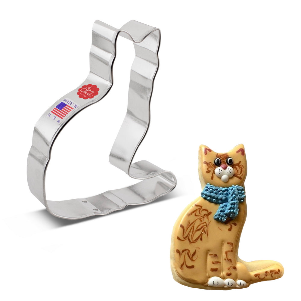 Cat w/ Tail Cookie Cutter