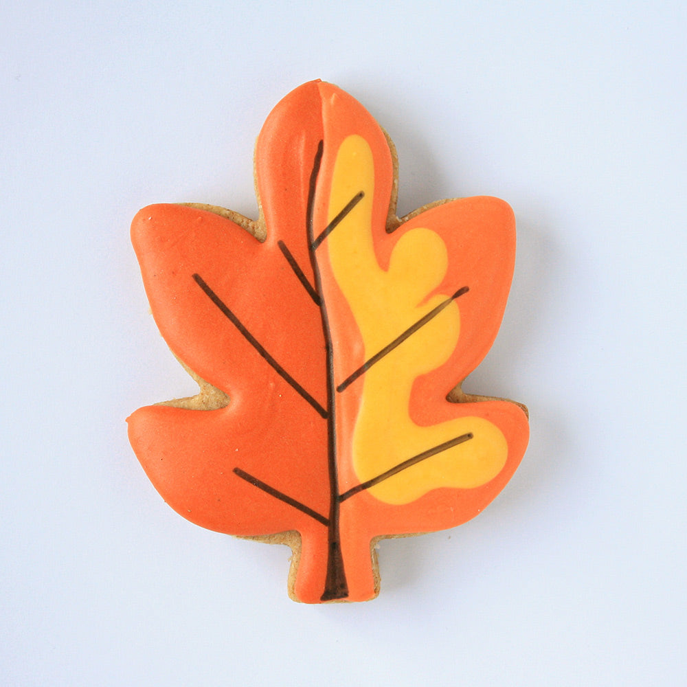 Hawthorn Leaf Cookie Cutter, 3.75"