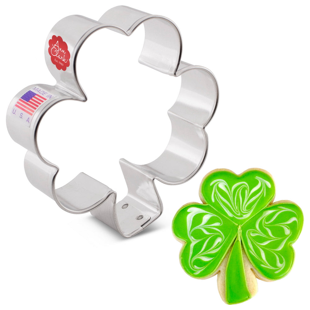 Small Shamrock Cookie Cutter, 3.25"