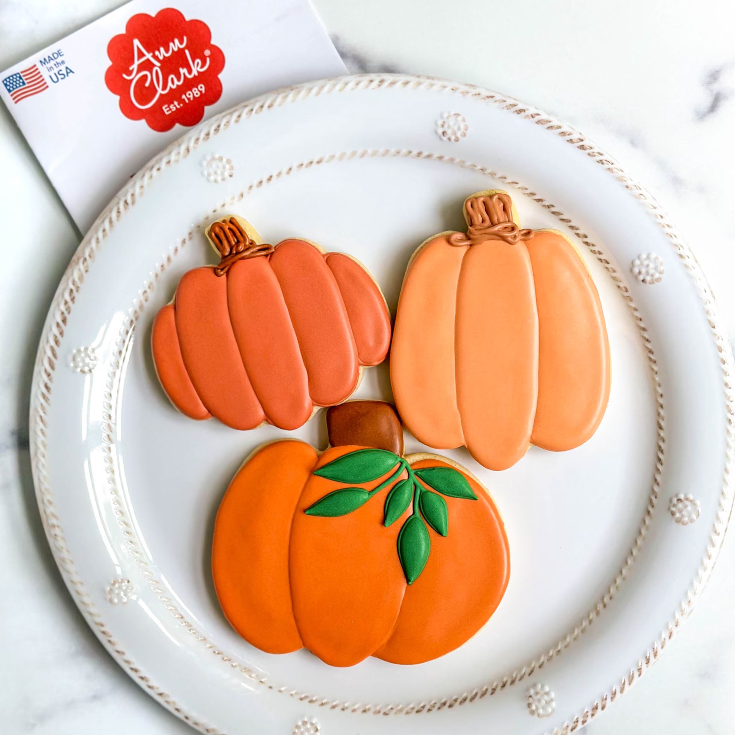 Pumpkins 3-pc Set - Jack o' Lantern, Tall Pumpkin & Gourd